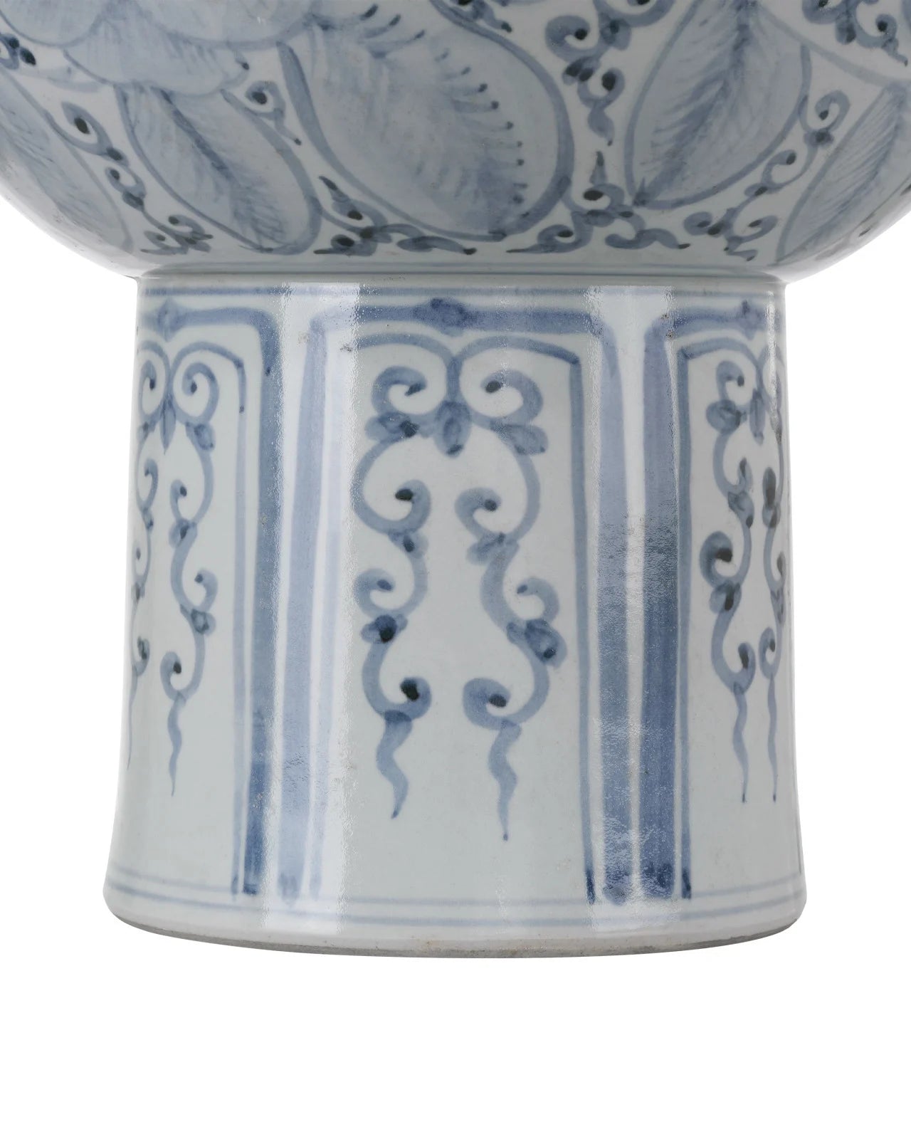 Ming Offering Pedestal Bowl