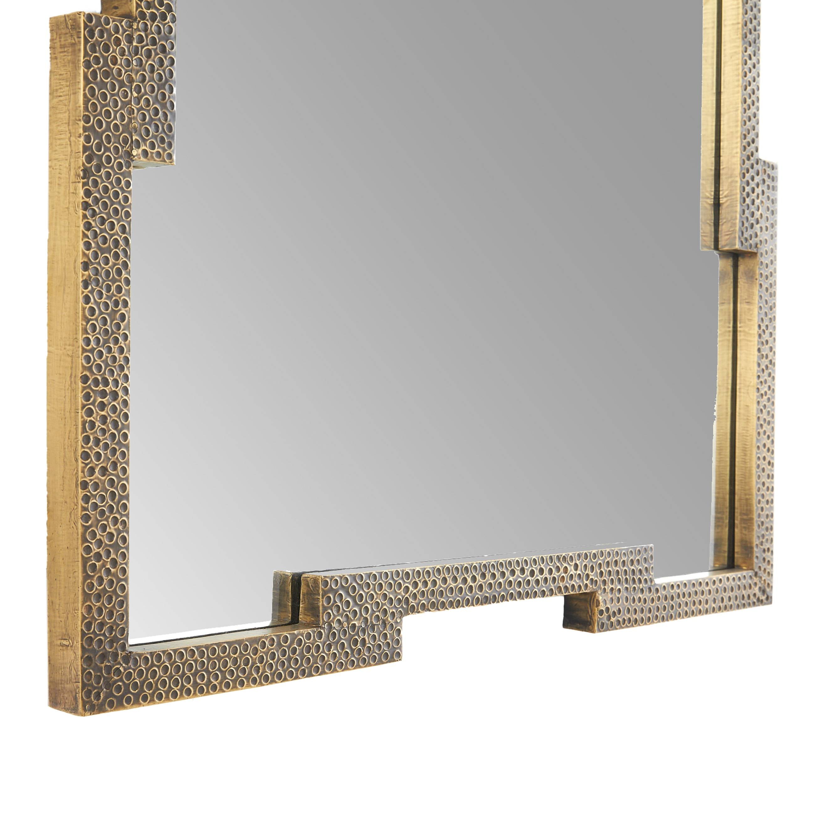 Credence Mirror