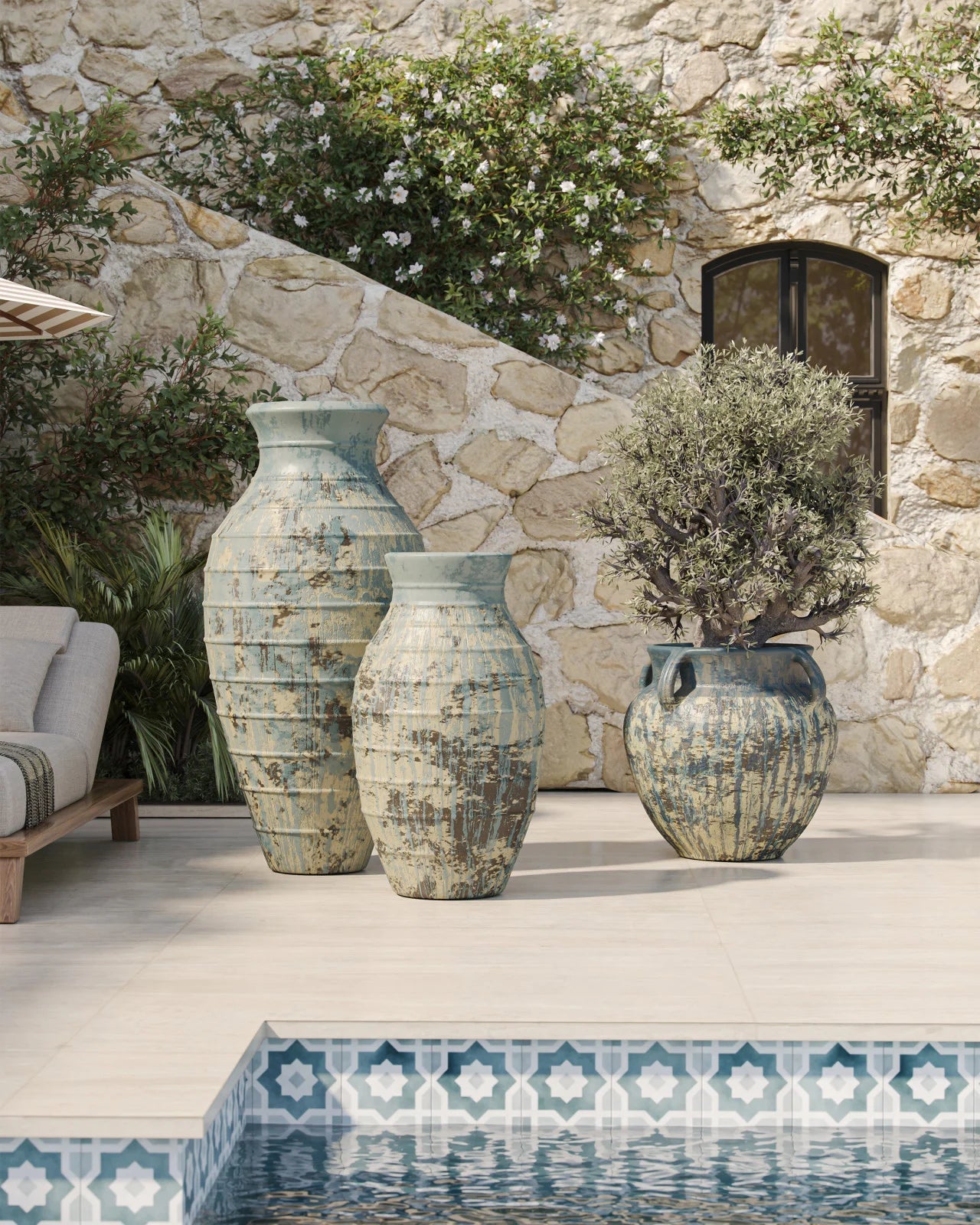 Agrigento Blue Drip Planter