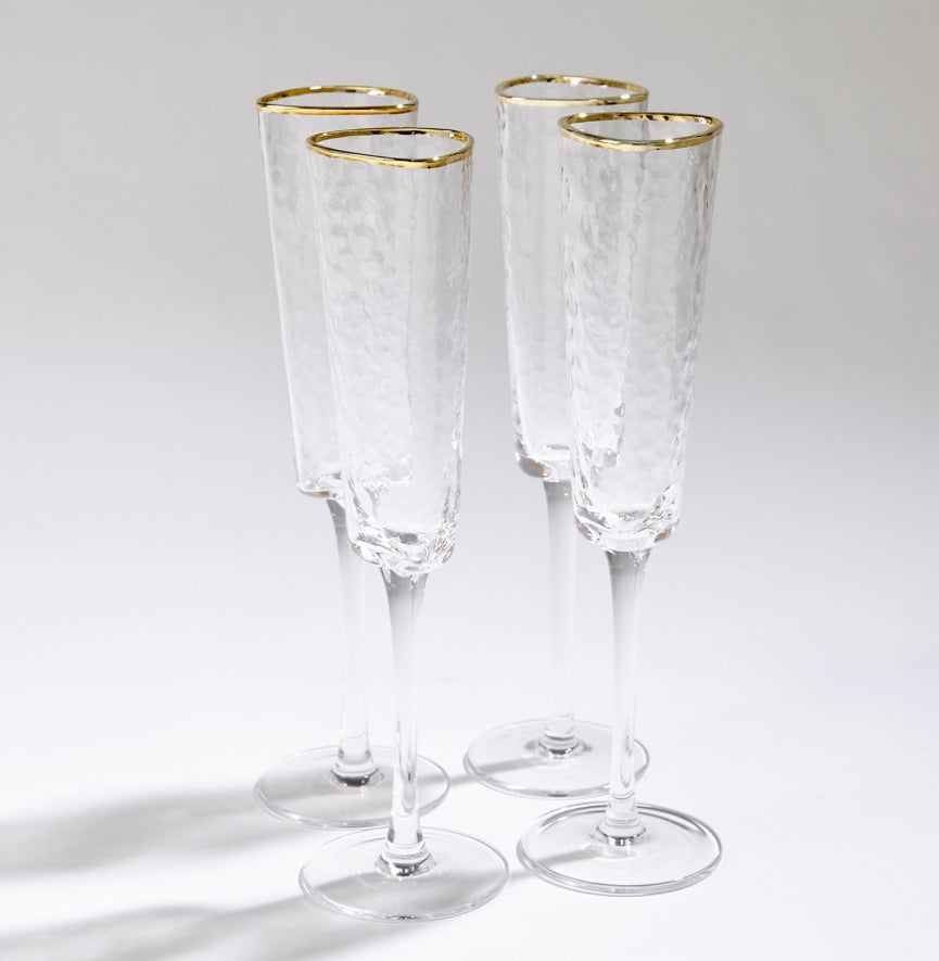 Hammered Champagne Glasses Clear with a Gold Rim S/4