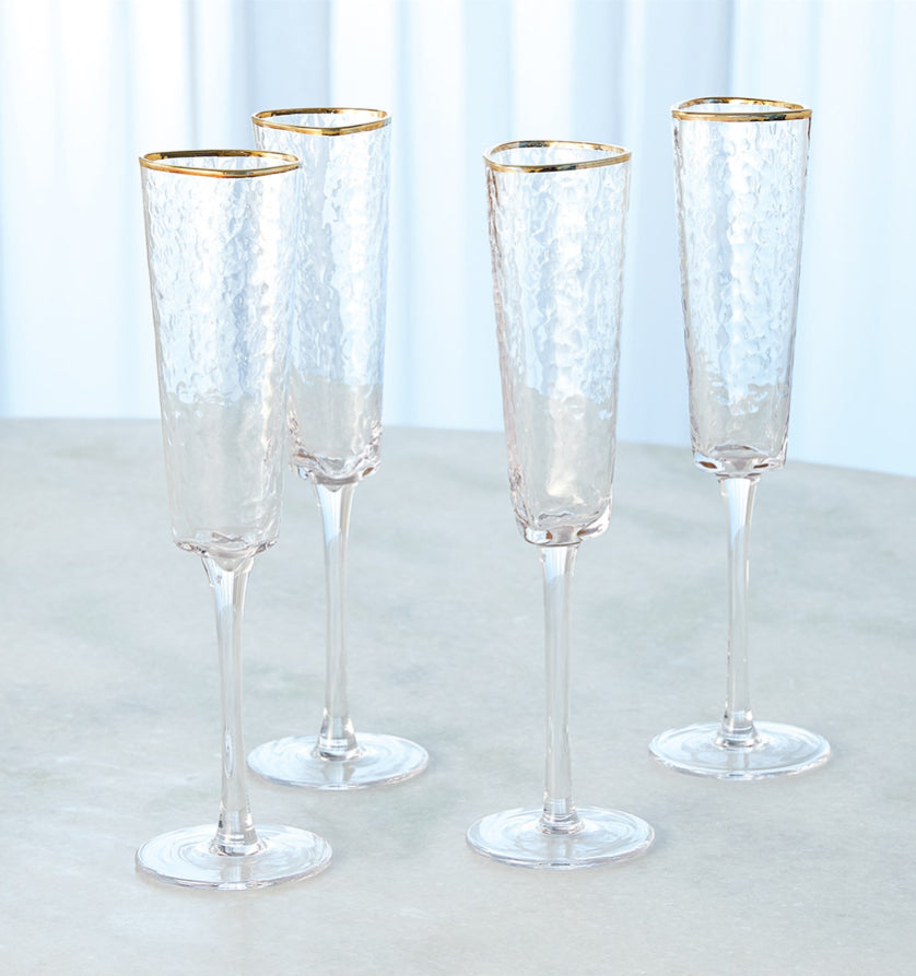 Hammered Champagne Glasses Clear with a Gold Rim S/4