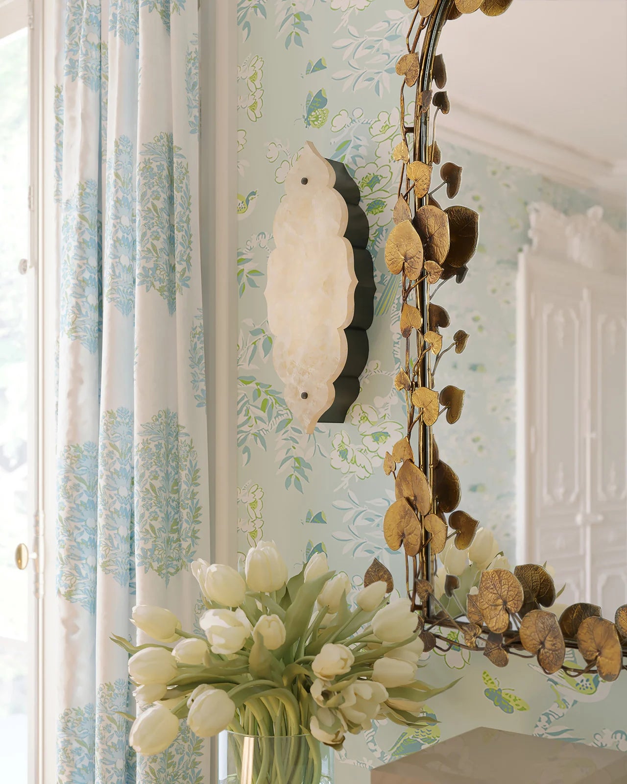 Vinna Arch Brass Leaves Mirror